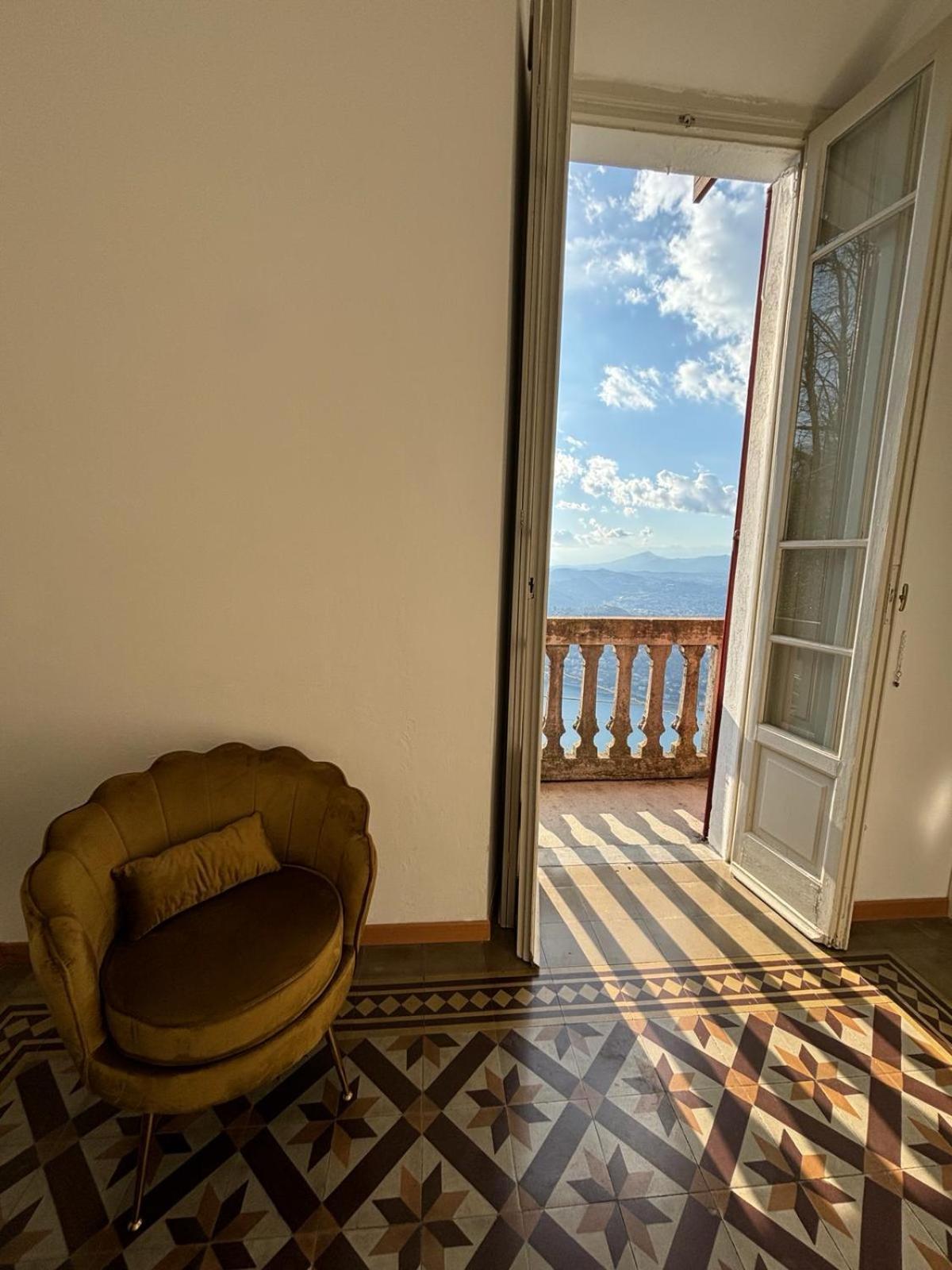 B&B Il Balcone Sul Lago 布鲁纳特 客房 照片